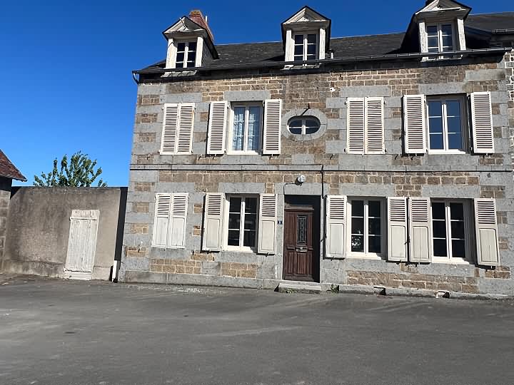 4 bed stone house for sale near Nécy