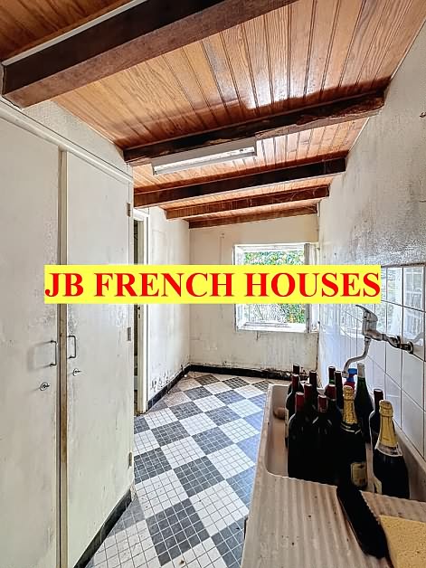 2 bed stone house for sale near Colomel