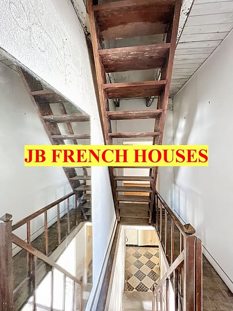 2 bed stone house for sale near Colomel