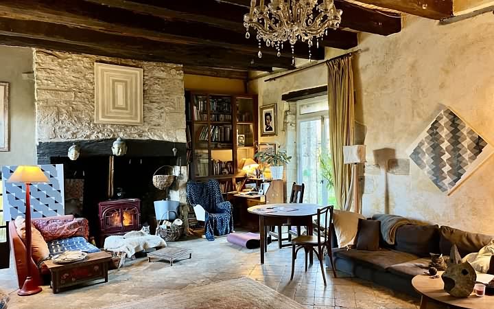 5 bed stone house for sale near Aubas