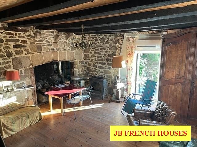 2 bed stone house for sale near Affieux