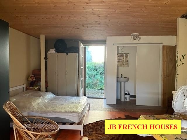 2 bed stone house for sale near Affieux