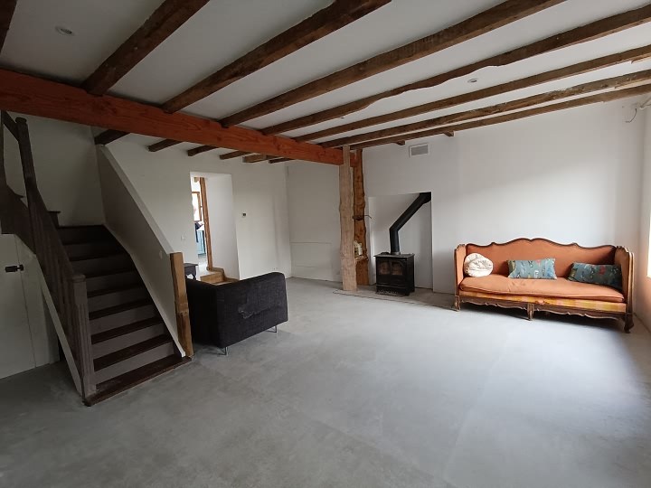 3 bed stone house for sale near Perret