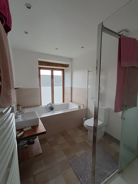 3 bed stone house for sale near Perret
