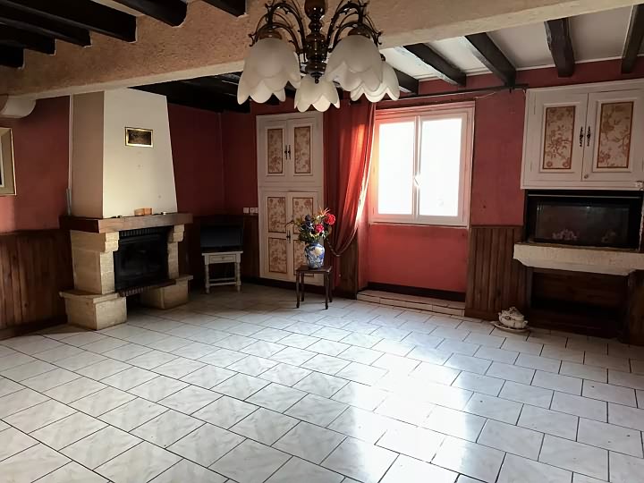 2 bed stone house for sale near Chez Vécant