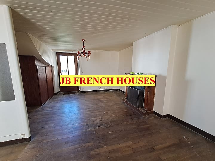 3 bed stone house for sale near Loutehel