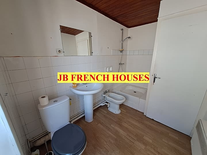 3 bed stone house for sale near Loutehel