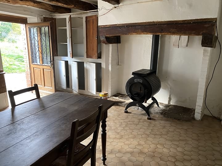 2 bed stone house for sale near Bujaleuf