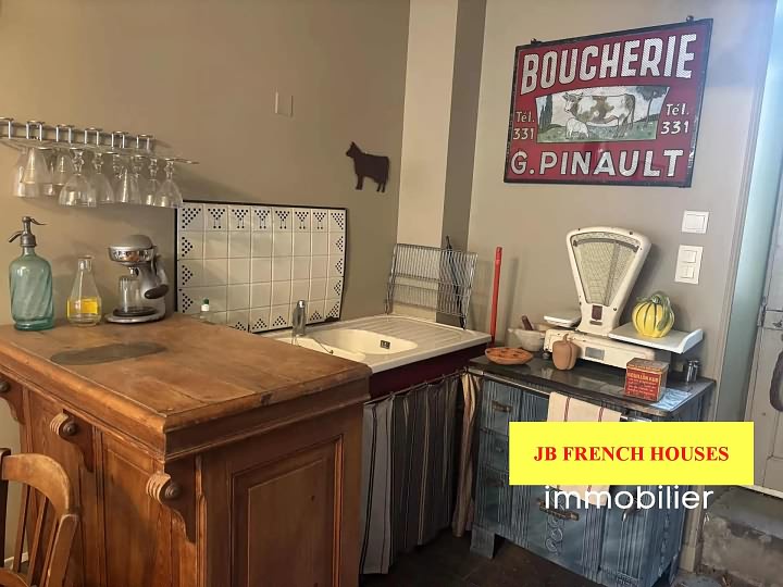 2 bed stone house for sale near Noth