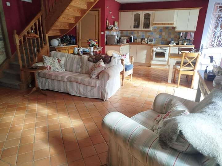 3 bed stone house for sale near Perret