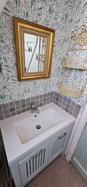 3 bed stone house for sale near Perret