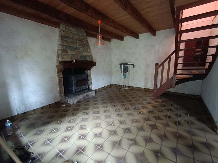 3 bed stone house for sale near Perret