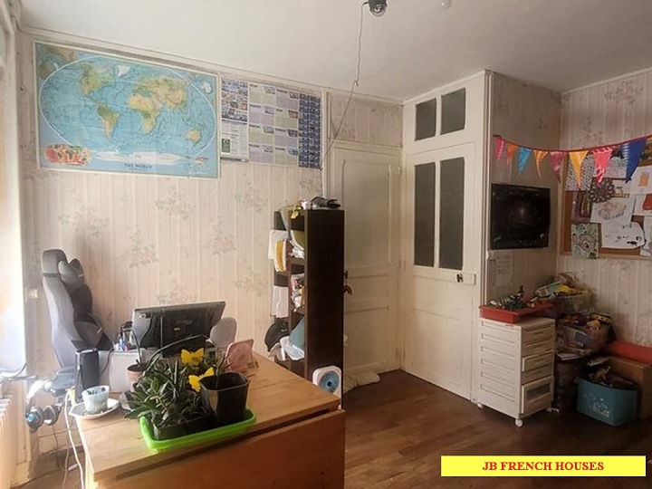 5 bed stone house for sale near Bion