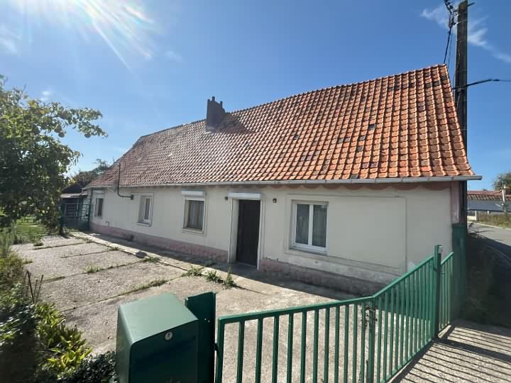 2 bed stone house for sale near Lambus