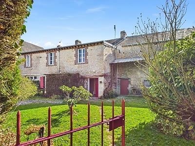 4 bed stone house for sale near Nécy
