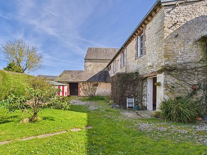 4 bed stone house for sale near Nécy