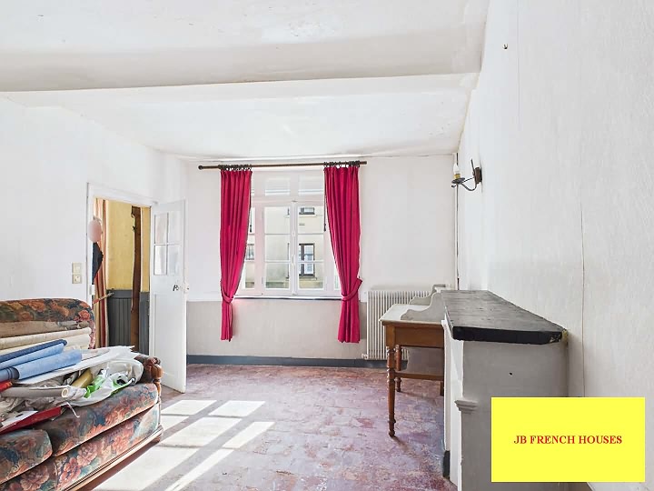 4 bed stone house for sale near Nécy