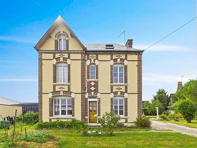 5 bed stone house for sale near Nécy