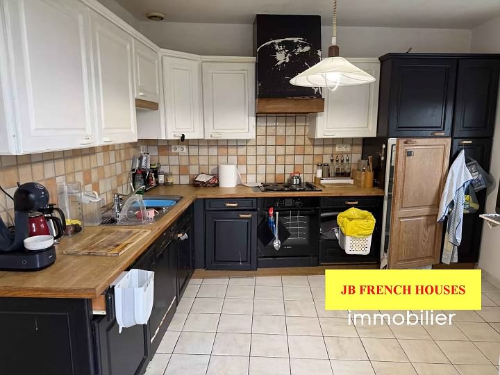 4 bed stone house for sale near Glénic