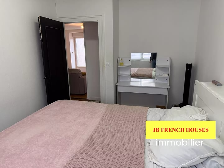4 bed stone house for sale near Glénic