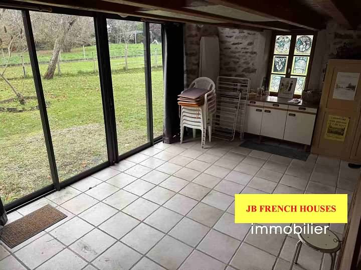 6 bed stone house for sale near Glénic