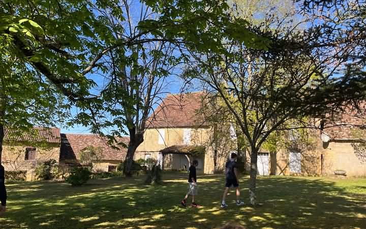 6 bed stone cottage for sale near Castels