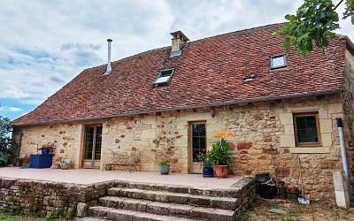 Maison en pierre de 4 chambres à vendre près de Dussac
