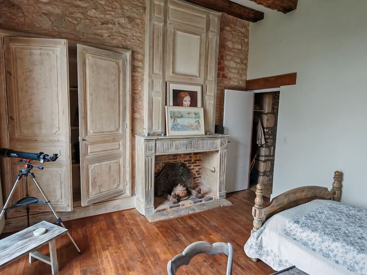 Stone cottage de 7 chambres à vendre près de Dussac
