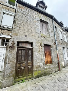 4 bed stone house for sale near Bobital