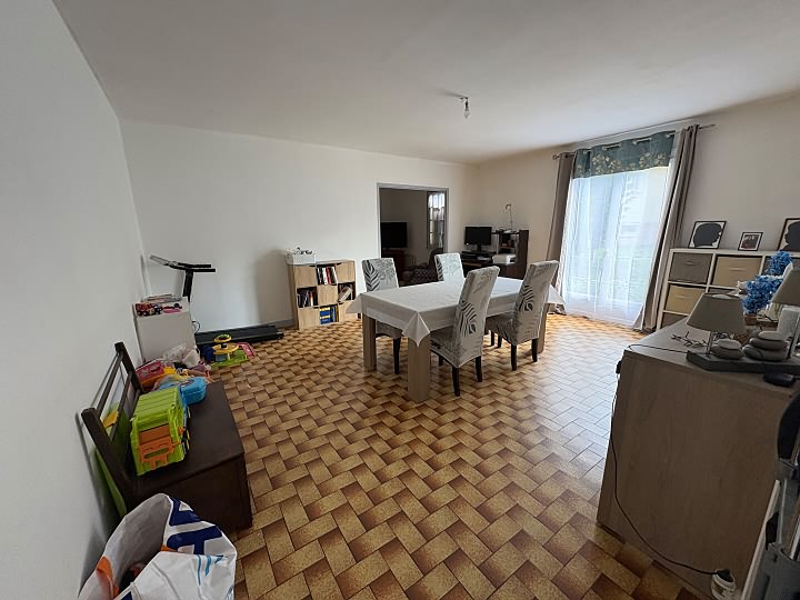 4 bed stone house for sale near Bobital