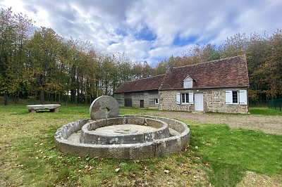 3 bed stone house for sale near Perrou