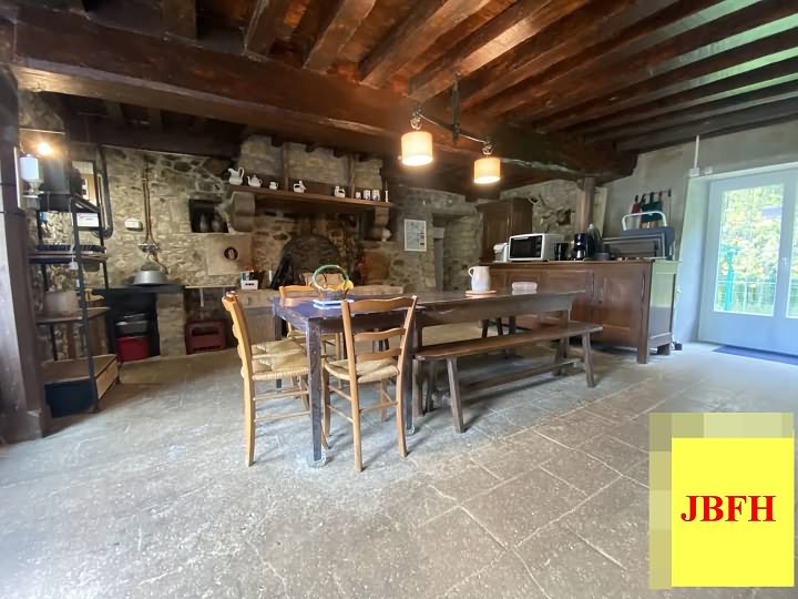 3 bed stone house for sale near Perrou