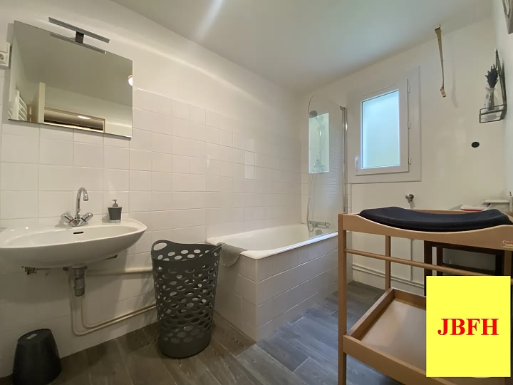 3 bed stone house for sale near Perrou