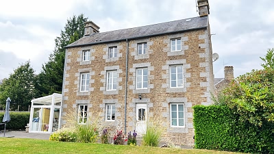 4 bed stone house for sale near Vengeons