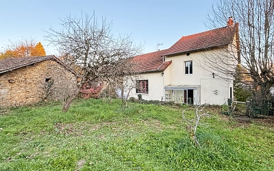 4 bed stone house for sale near Bujalenas