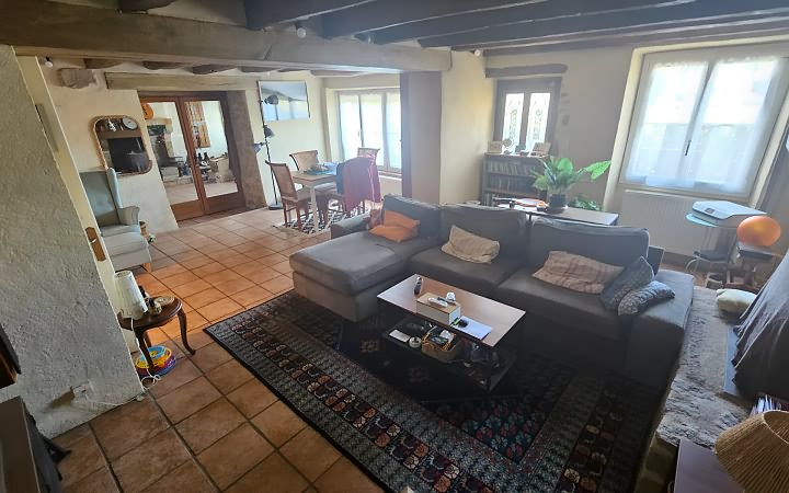 4 bed stone house for sale near Avent