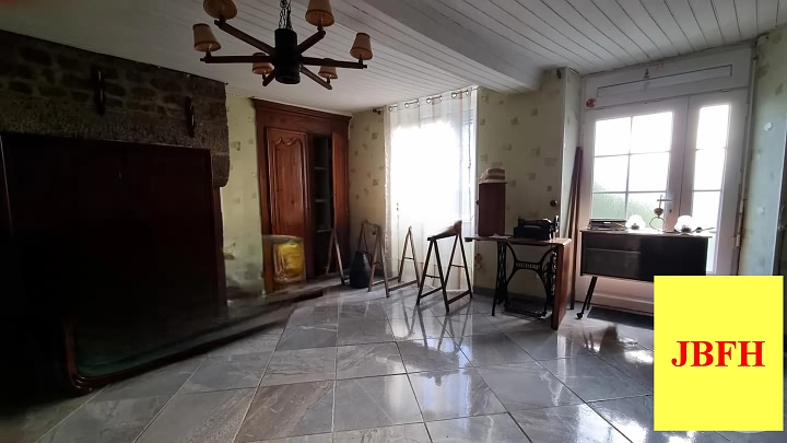 3 bed stone house for sale near Perrou