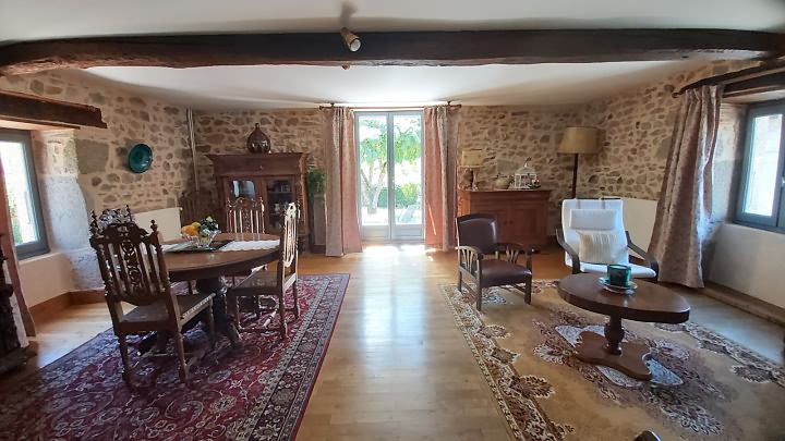 2 bed stone house for sale near Goulat