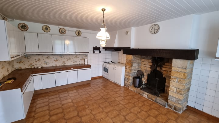 3 bed stone house for sale near Goulat