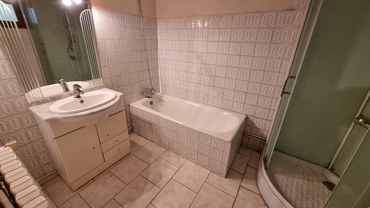 3 bed stone house for sale near Goulat