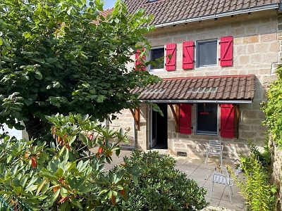 2 bed stone house for sale near Viam