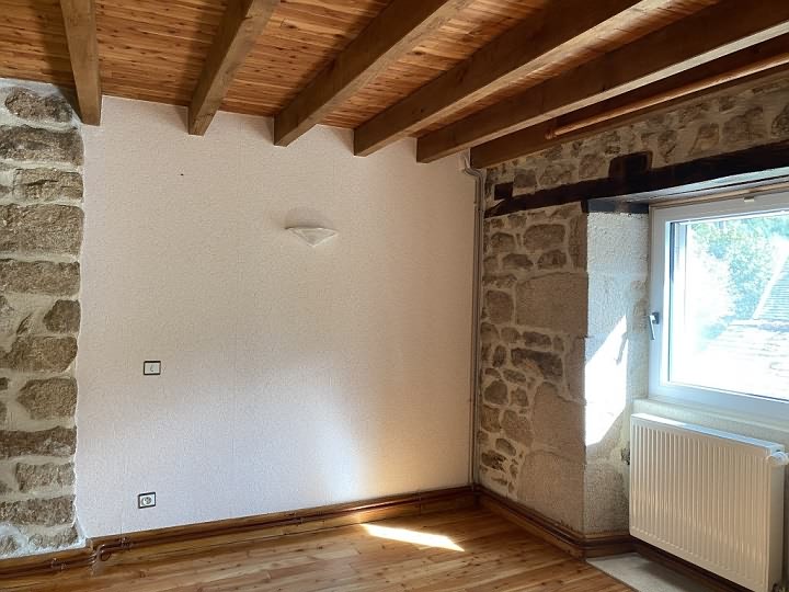2 bed stone house for sale near Viam