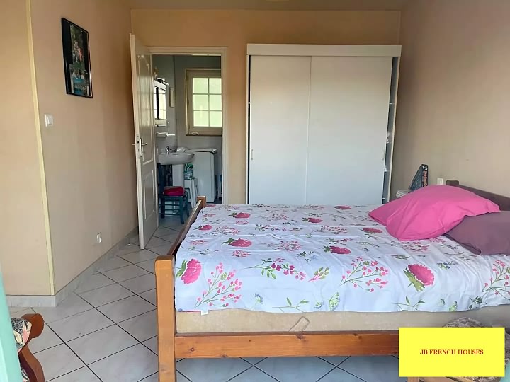 3 bed stone house for sale near Aizet