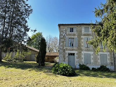 3 bed stone house for sale near Ardilleux