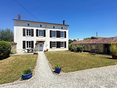 2 bed stone house for sale near Ardilleux