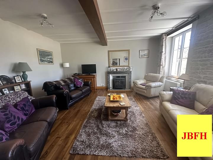 2 bed stone house for sale near Ardilleux