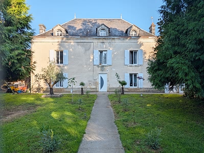 5 bed stone house for sale near Gentray