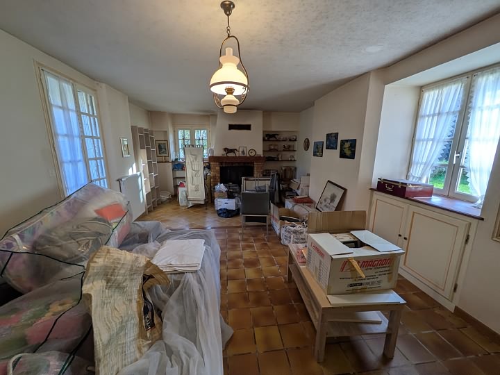 4 bed stone house for sale near BRITTANY CENTRE and BRITTANY CENTRE WEST