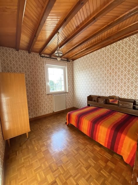 Natuurstenen huis met 4 slaapkamers te koop nabij Treve