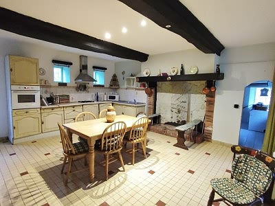 2 bed stone house for sale near Néhou